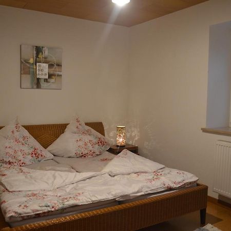Gemuetliche Ferienwohnung Kirchenpingarten Kültér fotó