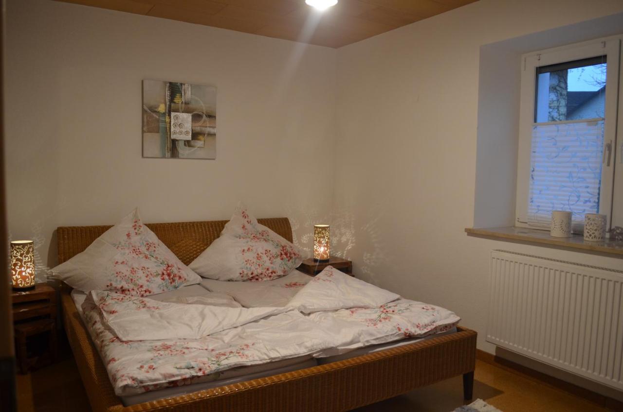 Gemuetliche Ferienwohnung Kirchenpingarten Kültér fotó